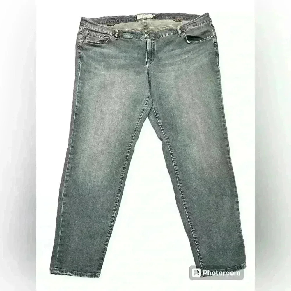 Torrid Light wash Plus Stretch Denim Size 24R Women’s Jeans